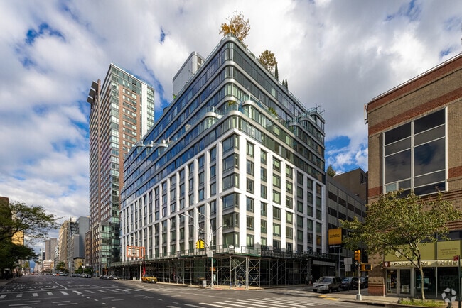 Building Photo - Oskar Luxury Apartments Building Photo - Oskar Luxury Apartments