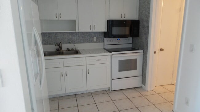 Foto del edificio - 9459 SW 51st Ct