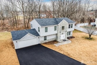 Building Photo - 30 Clara Dr