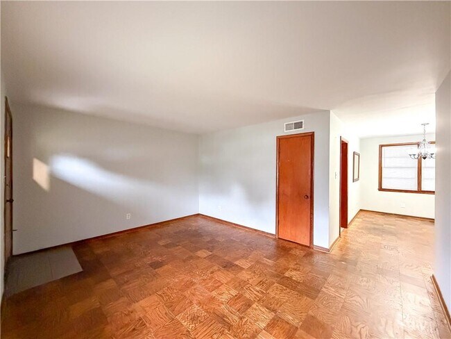 Foto del edificio - 5301 E David Langan Dr