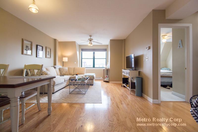 Foto principal - 59 Brainerd Rd