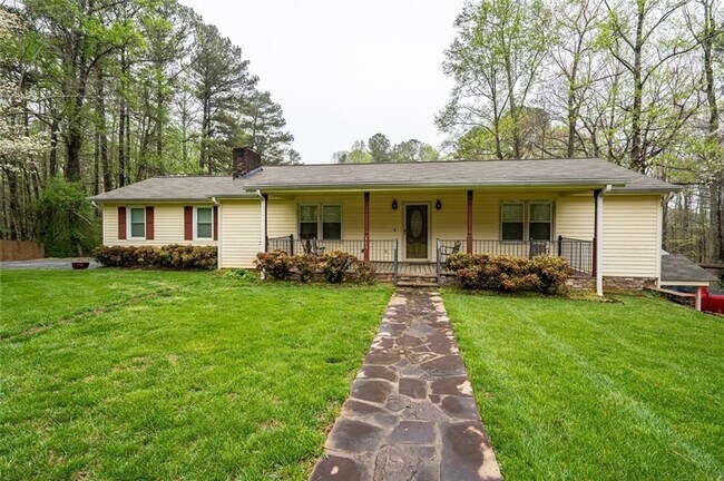 Building Photo - 465-A Dobbs Road, B
