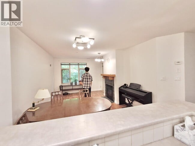 Photo du bâtiment - 18 Smokey Smith Pl