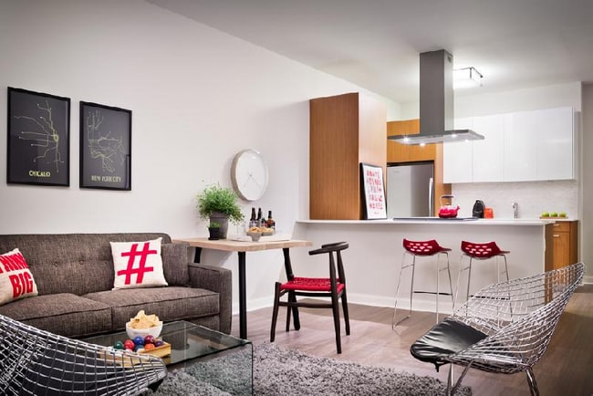 Photo - 465 E Illinois St Apartment