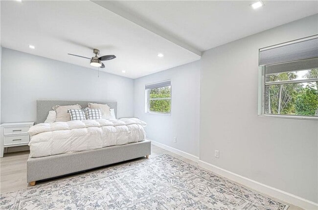 Building Photo - ***NO HOA PROCESS SO PERFECT FOR A QUICK M...