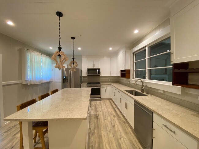 Foto del edificio - Furnished Plantation Home with 3 Bedrooms,...