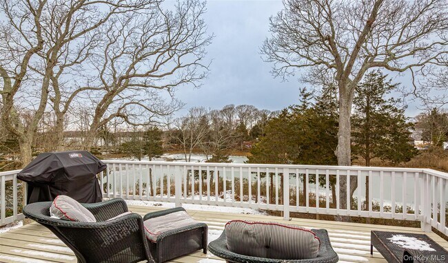 Foto del edificio - 9 Helens Ln