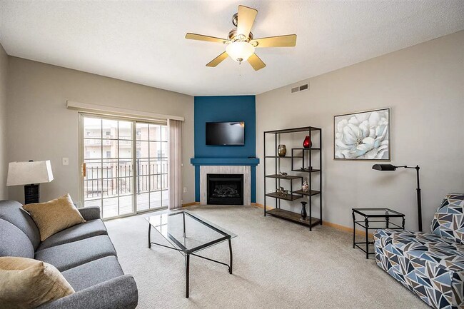 Foto del edificio - 2 Bedroom, 2 Bath Condiminium on Iowa City West Side!!