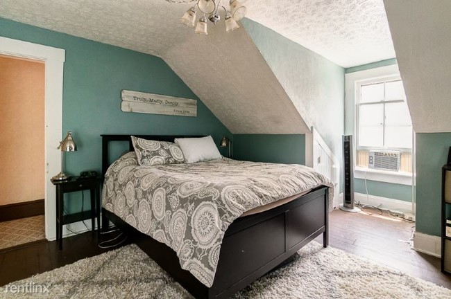 Foto del edificio - 1 br, 1 bath Townhome - 710 S 5th STreet