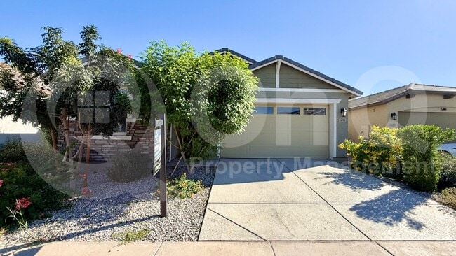 Photo - 2633 W Hidalgo Ave House