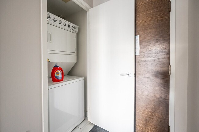 Photo du bâtiment - 2708 Puente de Luz