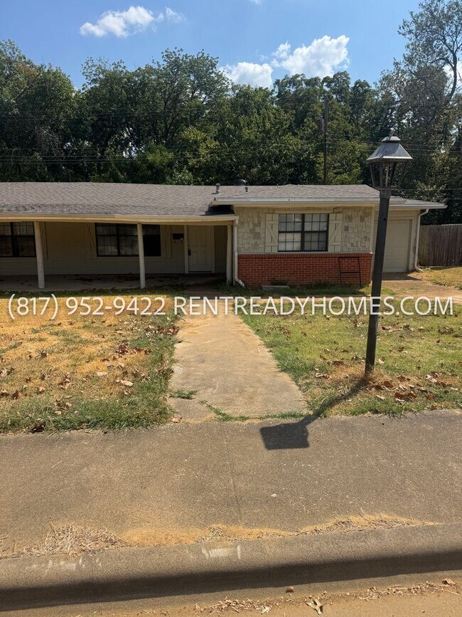 Building Photo - 104 Twining Dr