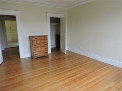 Building Photo - 1688 Beacon St