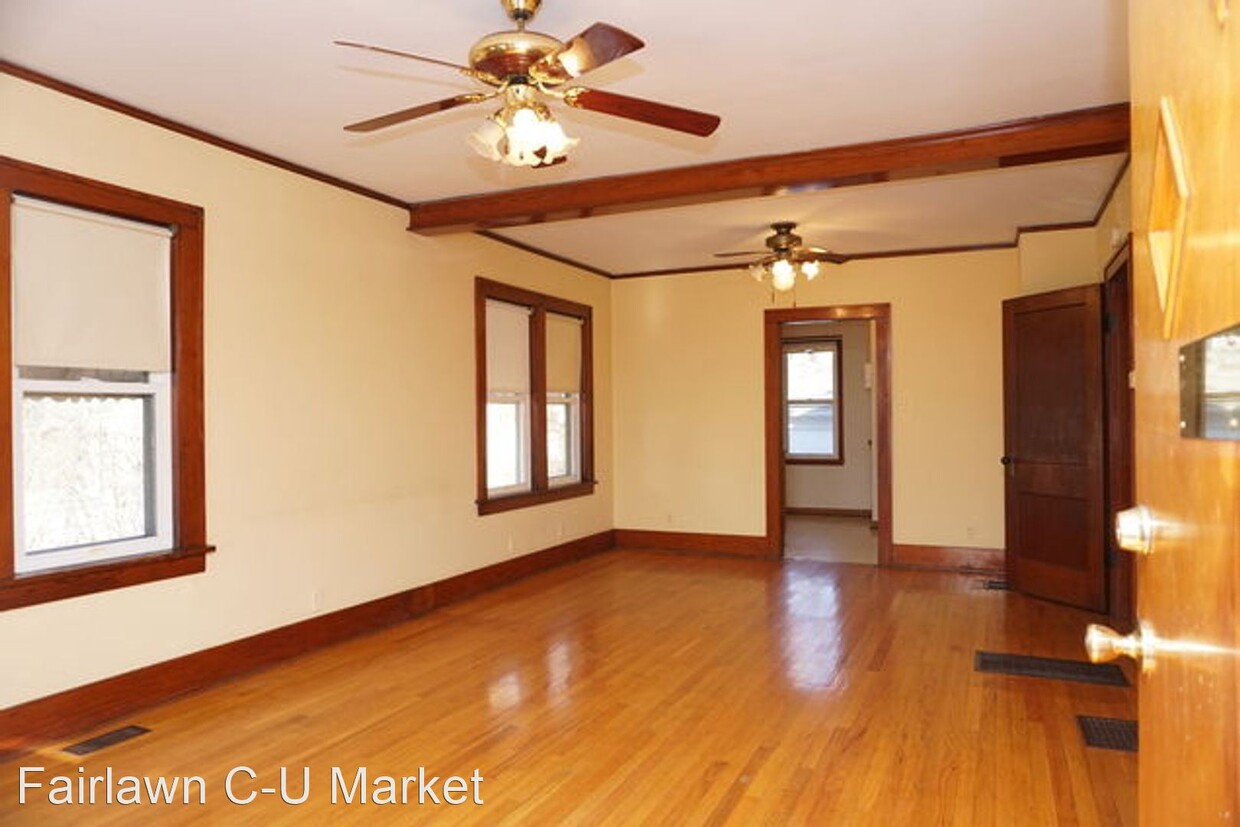 Primary Photo - 2 br, 1.5 bath House - 808 W. Hill