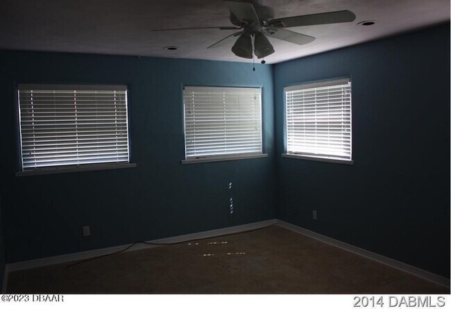 Foto del edificio - 2537 Coral Way W