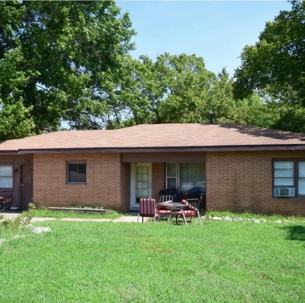 58 Hopkins Cir, Camdenton, MO 65020 Apartments in Camdenton, MO