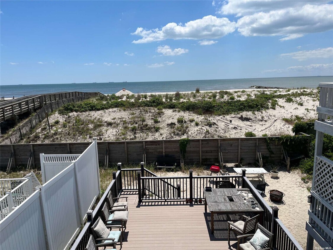 Primary Photo - 831 Oceanfront