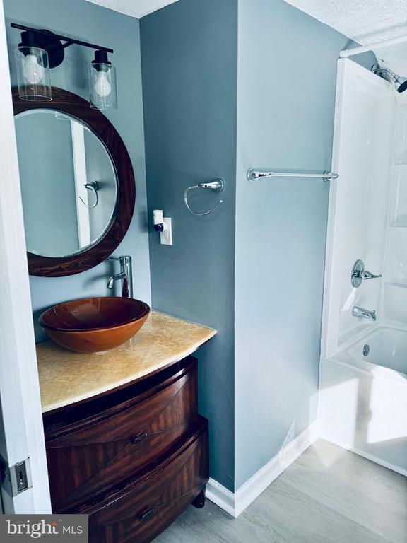 Building Photo - 3392 N Main St