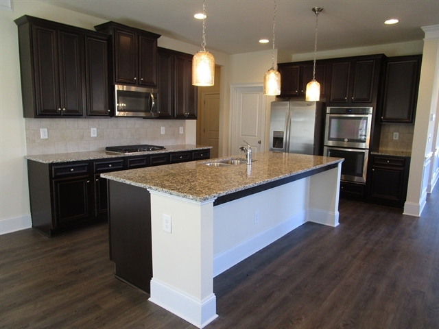 Foto del edificio - 37 Victoria Heights Ln