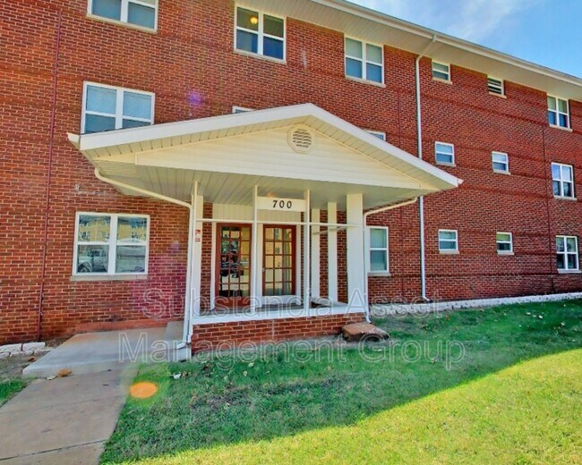 1714 N Lindsay Ave, Oklahoma City, OK 73105 Condo for Rent in