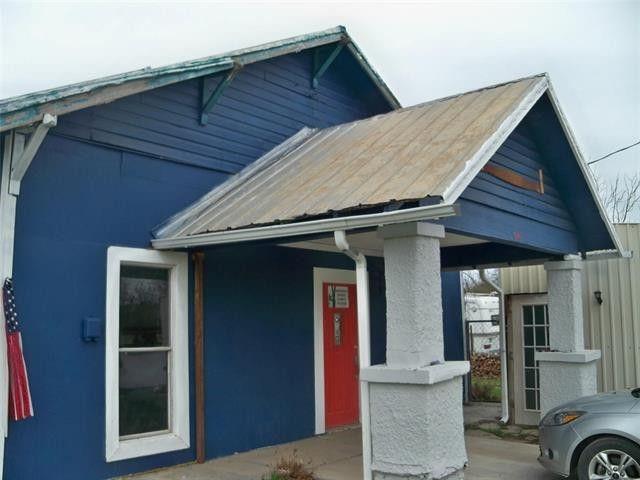 Primary Photo - 516 W 2nd St