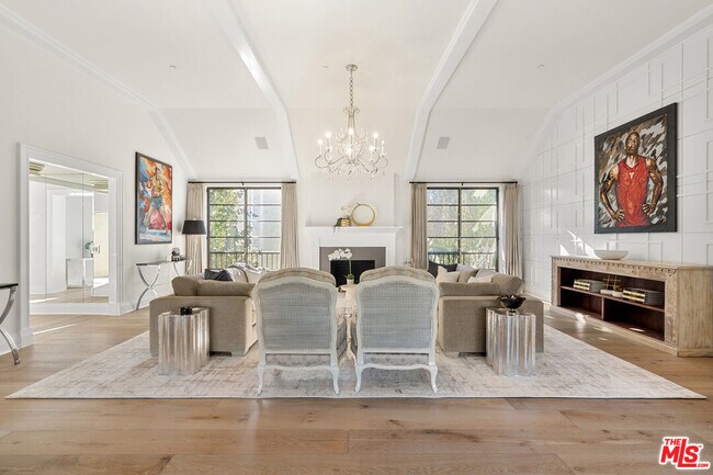 Foto del edificio - 824 Whittier Dr