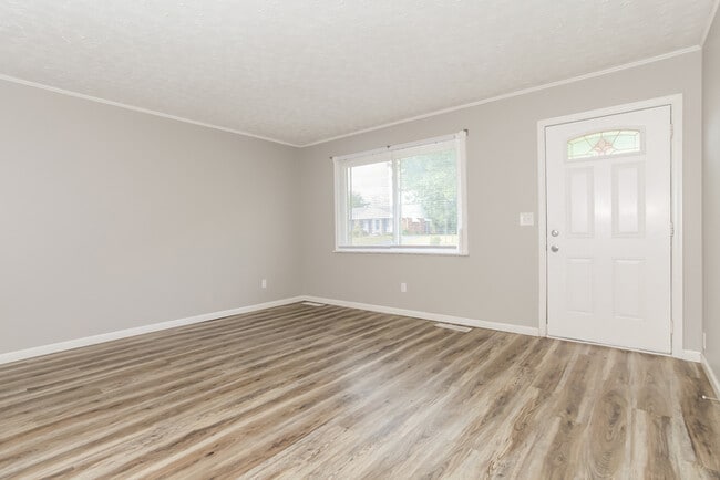 Building Photo - 803 Crowden Dr