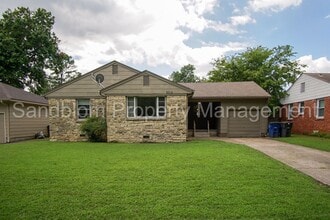Building Photo - 2614 S Urbana Ave