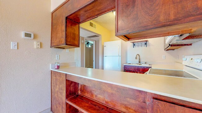 Foto del edificio - 4711 Country Club Ln NW