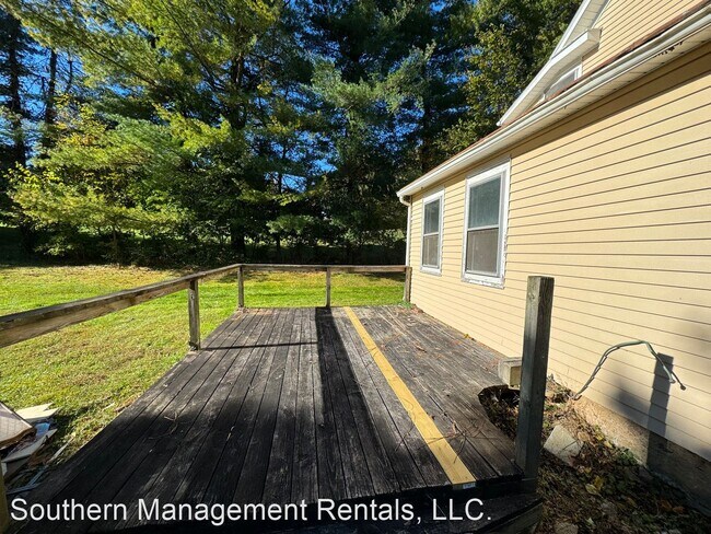 Building Photo - 3 br, 1 bath House - 3299 Smith Mill Road