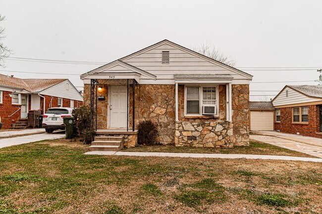 Building Photo - Charming One Bedroom in Midwest City: 545 ...