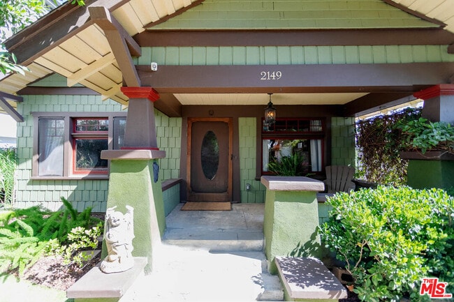 Foto del edificio - 2149 Bellevue Ave