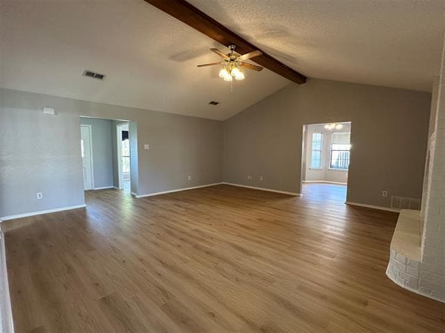 Foto del edificio - 3420 Lilac Ln