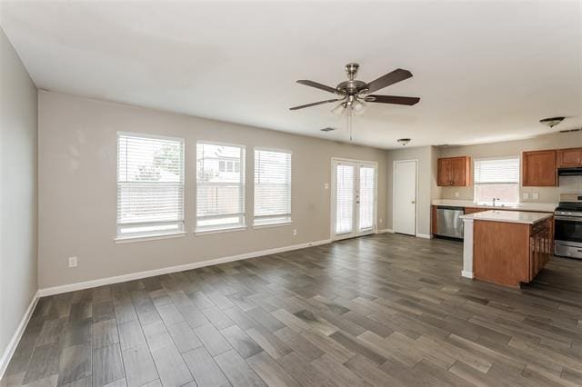 Foto del edificio - 4813 Palm Ridge Dr