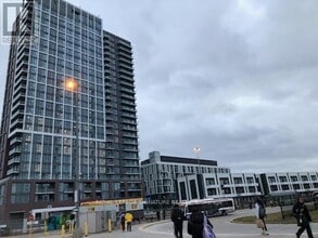 Building Photo - 10 Lagerfeld Dr