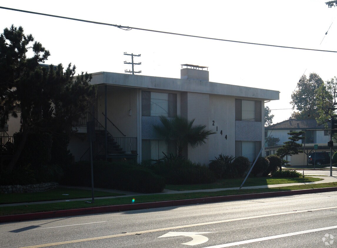 Building Photo - 2144 W. 182nd St.