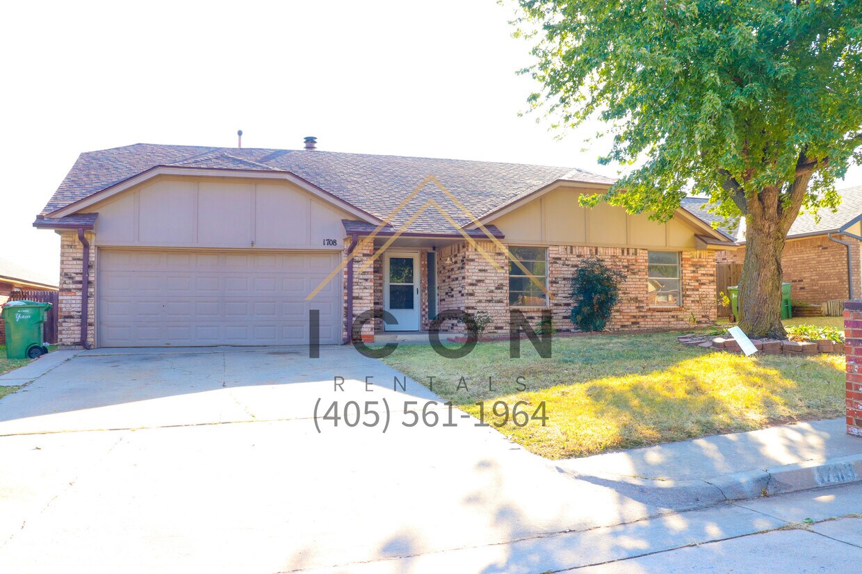 1708 Ridgeway Dr, Yukon, OK 73099 House Rental in Yukon, OK