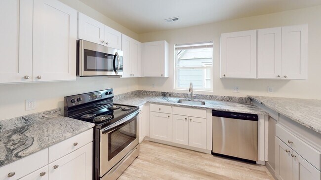 Foto del edificio - 1214 Washtenaw Ct
