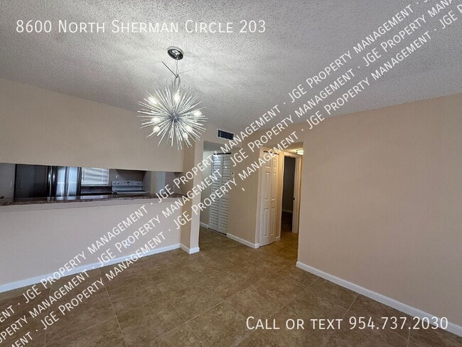 Building Photo - 8600 N Sherman Cir