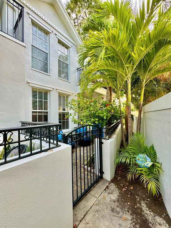 Foto principal - 660 Delmar Terr S