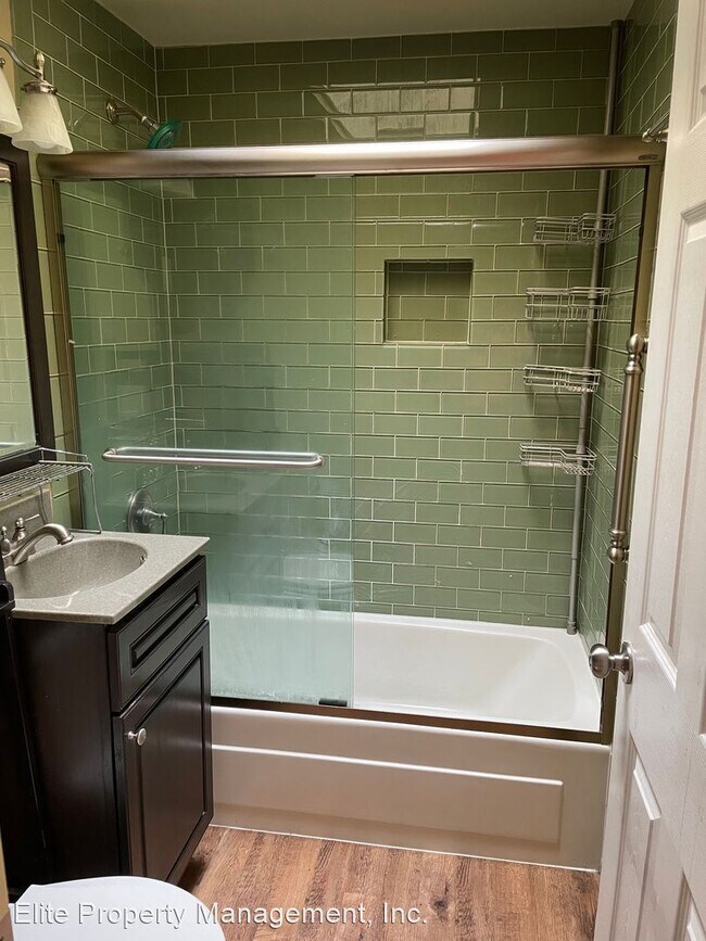 Building Photo - 3 br, 1.5 bath House - 403 Hale Avenue