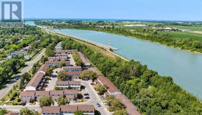 Building Photo - 286 Cushman Rd