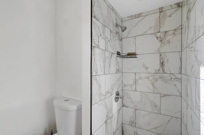 Foto del edificio - 13812 Kanawha Ave