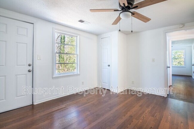 Building Photo - 119 Wheeler Dr