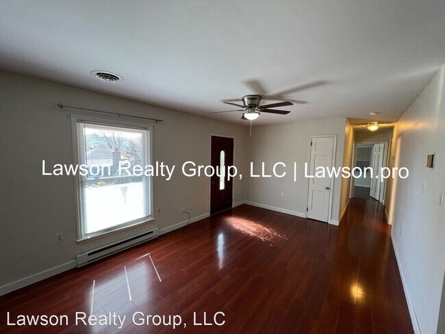Building Photo - 3 br, 2 bath House - 1726 Starview Dr