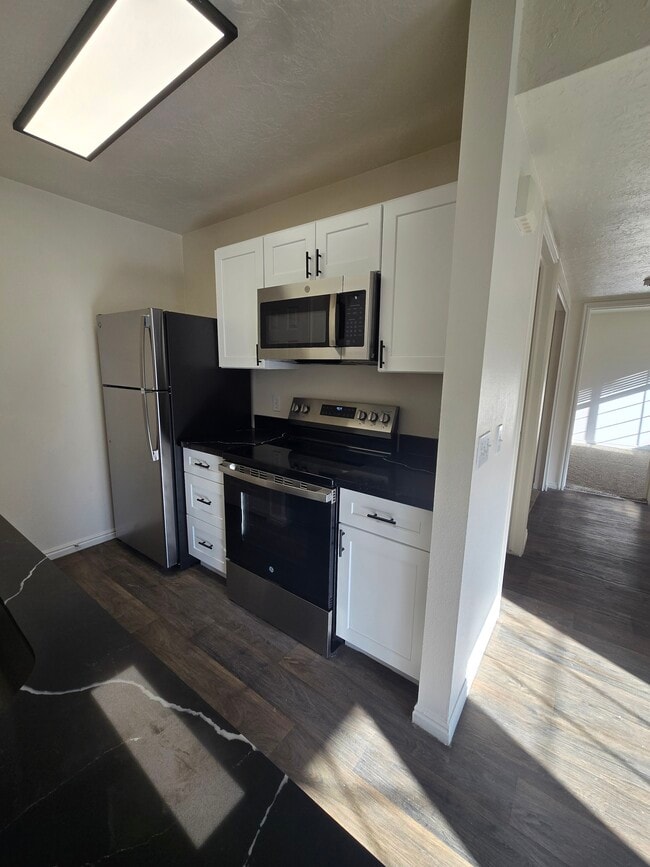 Building Photo - Southgate