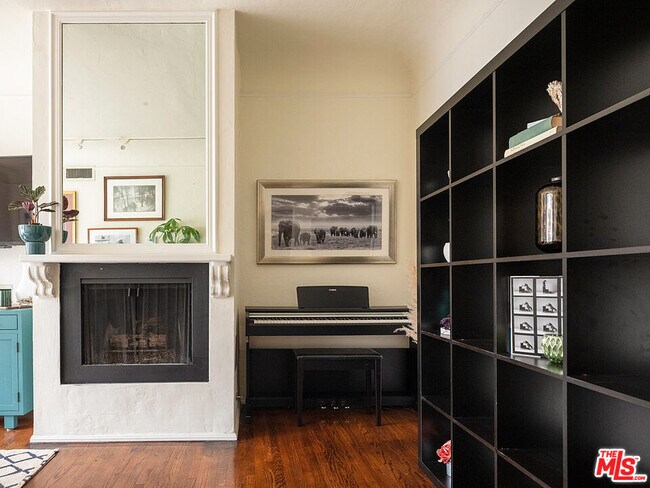 Foto del edificio - 1345 Hayworth Ave