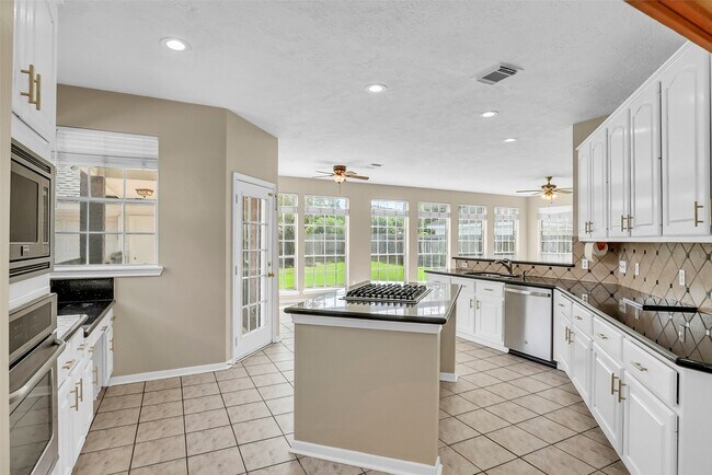 Foto del edificio - 4407 Magnolia Ln