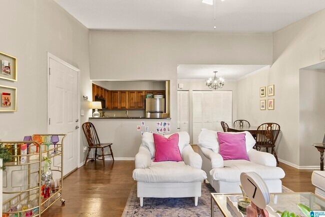 Foto del edificio - 120 15th St E