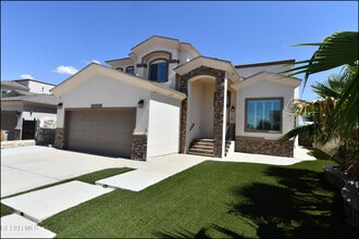 Building Photo - 3136 Red Maple